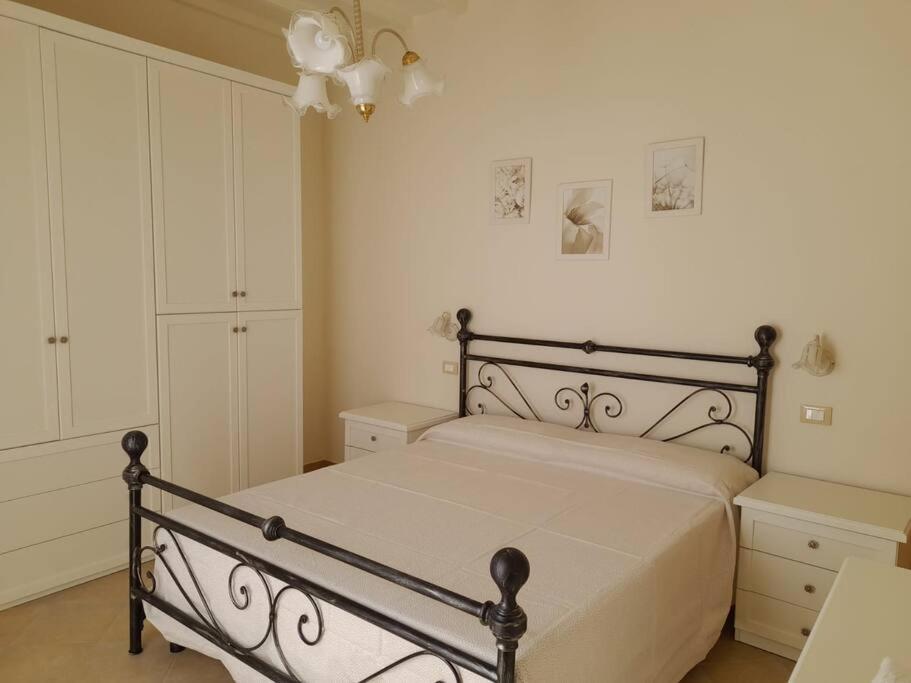 La Casina Di Guido Apartment Киани Екстериор снимка