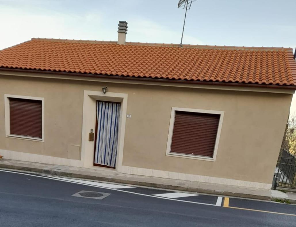 La Casina Di Guido Apartment Киани Екстериор снимка